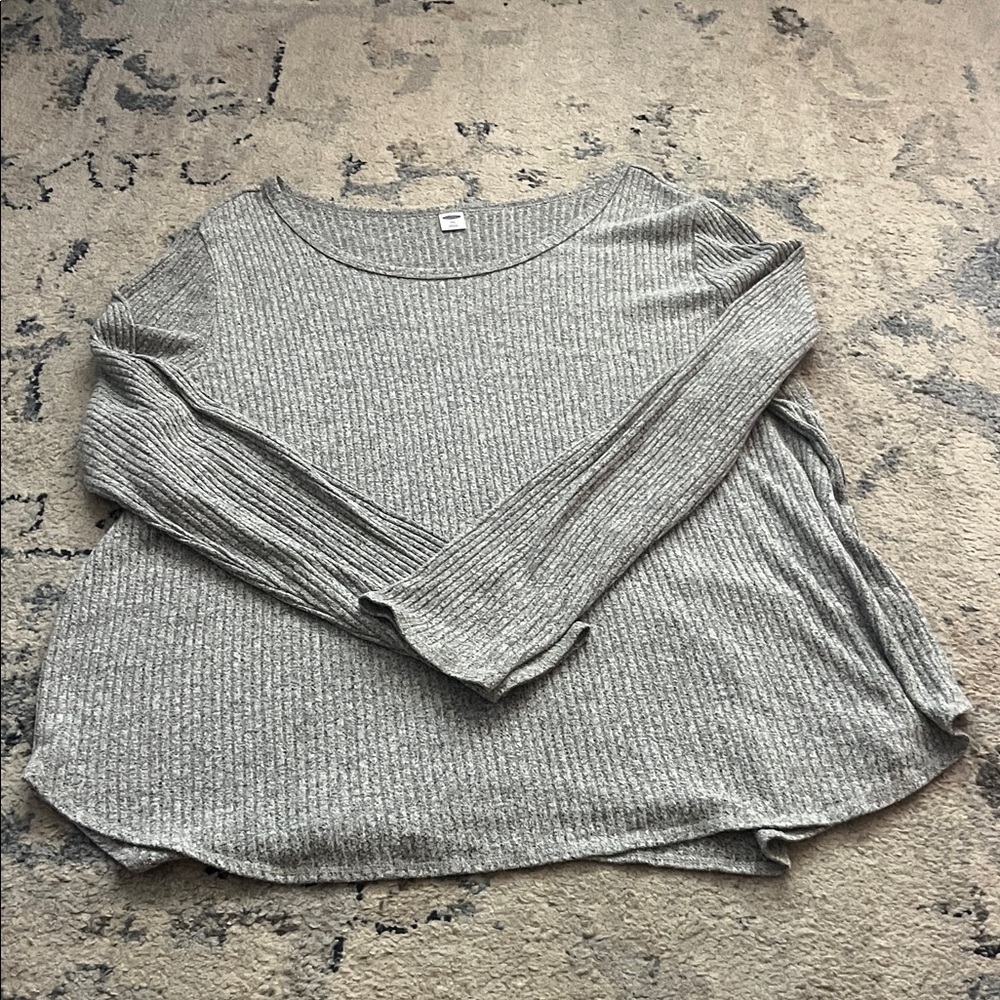 Old Navy Heather Gray Long Sleeve Top